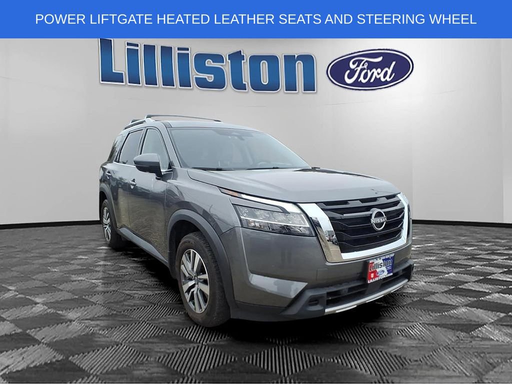 Used 2023 Nissan Pathfinder SL