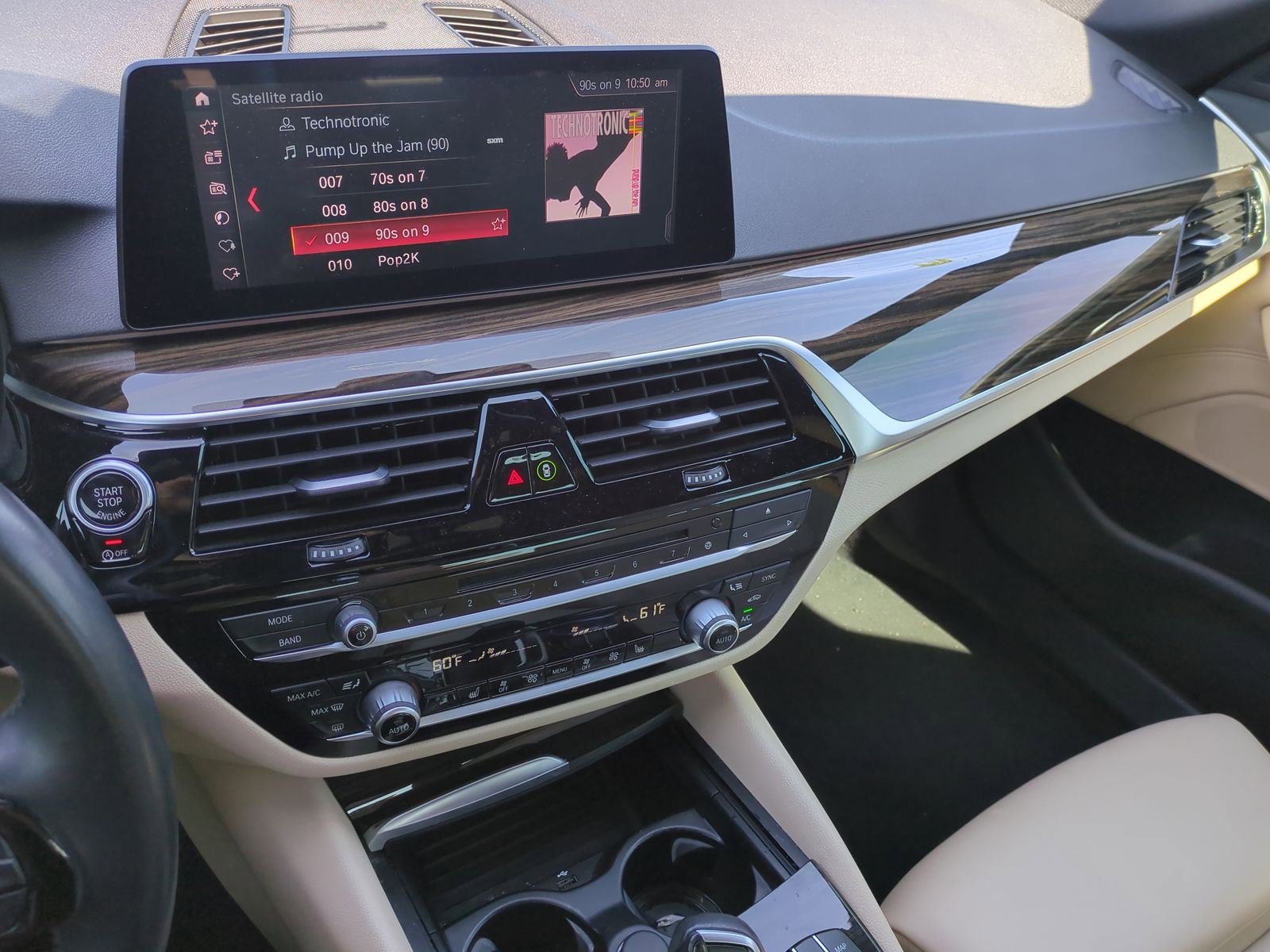 Used 2019 BMW 530i w/ Convenience Package image 30