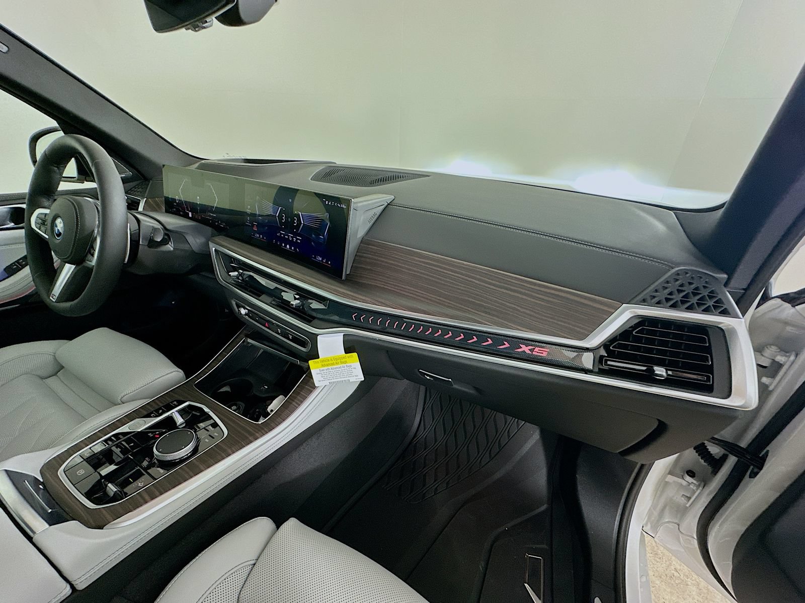 New 2026 BMW X5 xDrive50e w/ M Sport Package AWD/4WD image 46