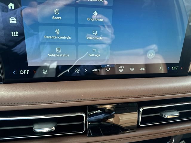 New 2026 Lincoln Aviator Reserve AWD/4WD image 19
