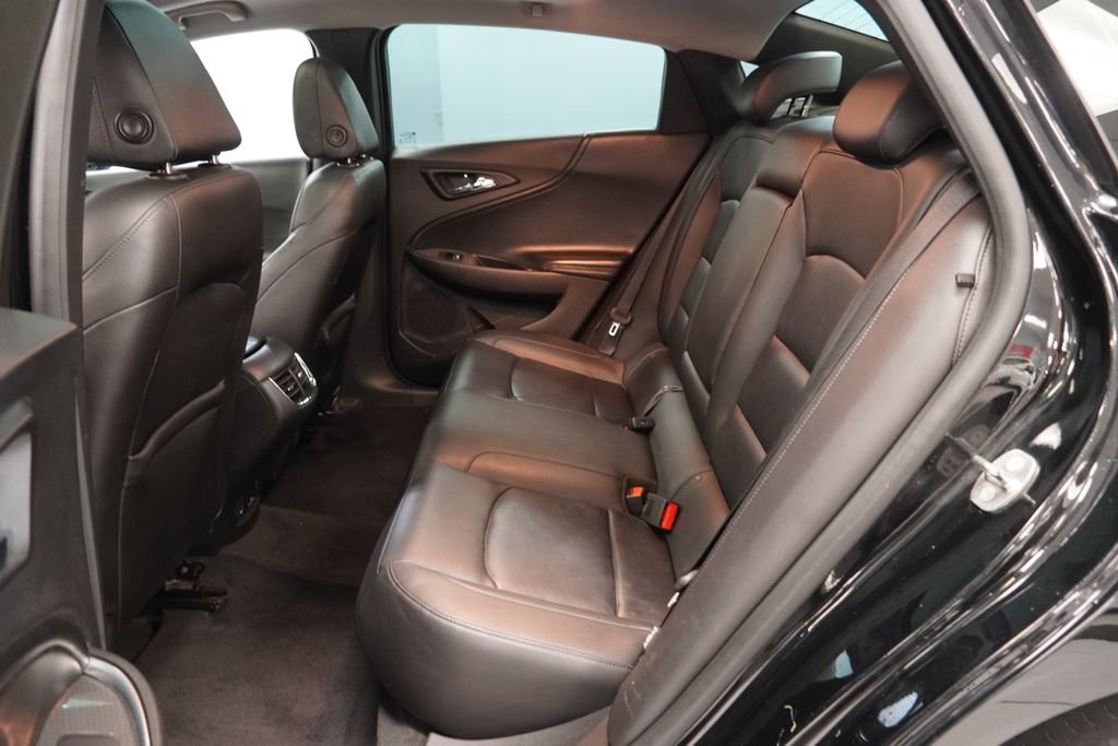 Used 2016 Chevrolet Malibu LT w/ Leather Package image 27