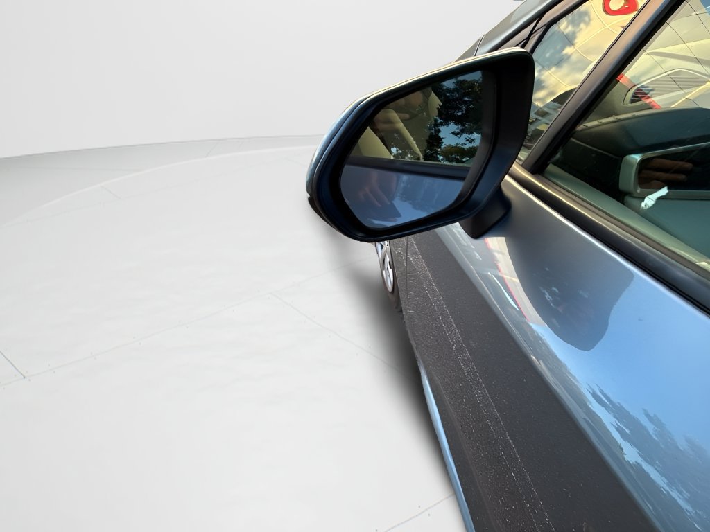 Used 2022 Toyota Corolla LE FWD image 12