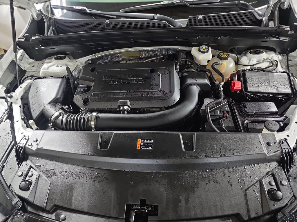 Used 2023 Buick Envision Essence w/ Sport Touring Package image 28