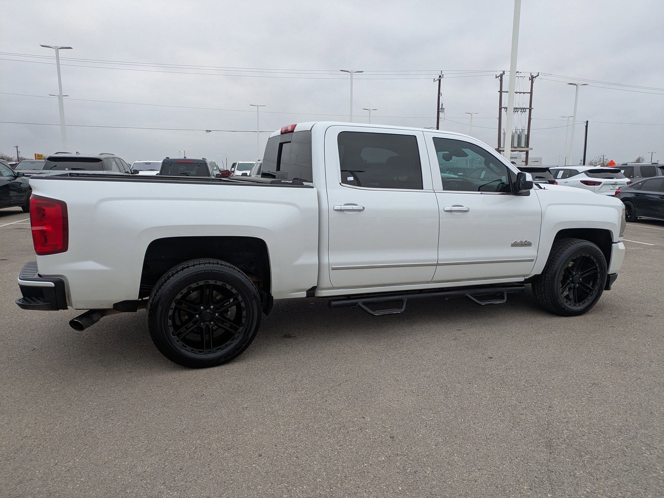 Used 2016 Chevrolet Silverado 1500 High Country w/ High Country Premium Package image 2