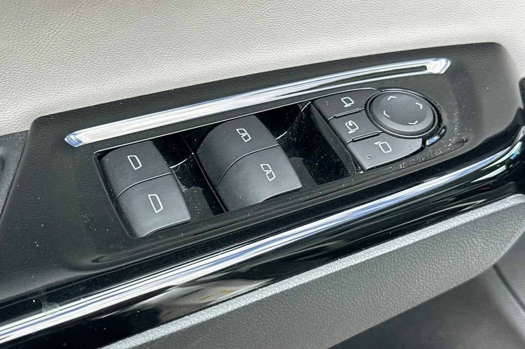 Used 2025 Honda Prologue Elite image 12