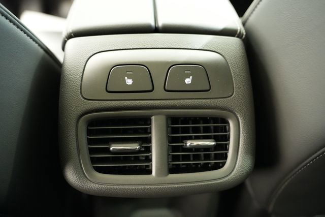 Used 2021 Buick Envision Avenir w/ Technology Package II image 18