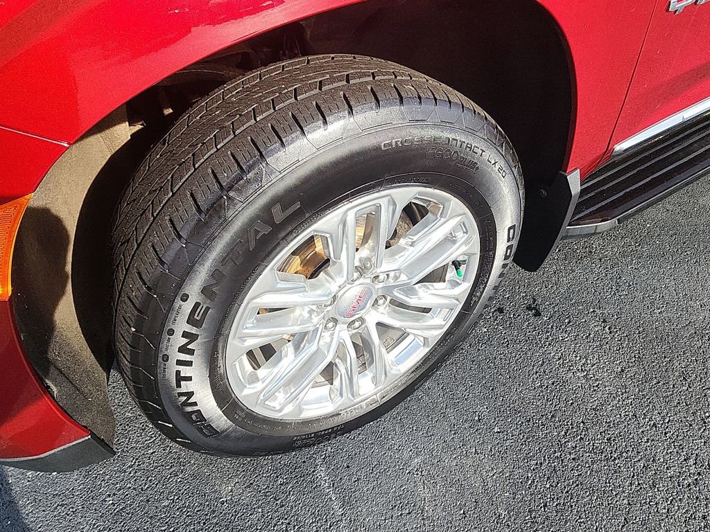 Used 2022 GMC Yukon SLT w/ SLT Luxury Package image 10