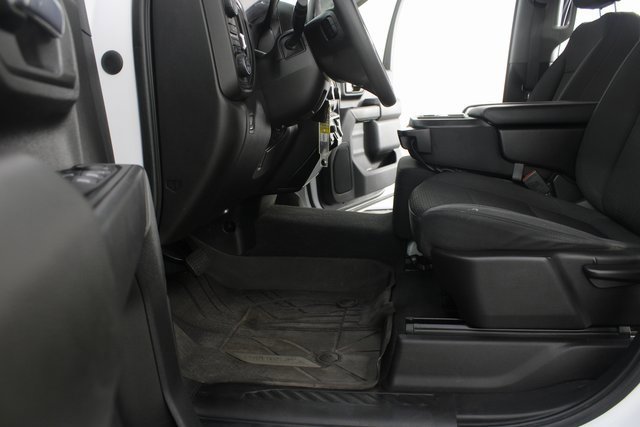 Used 2022 Chevrolet Silverado 2500 Custom w/ Custom Value Package image 15