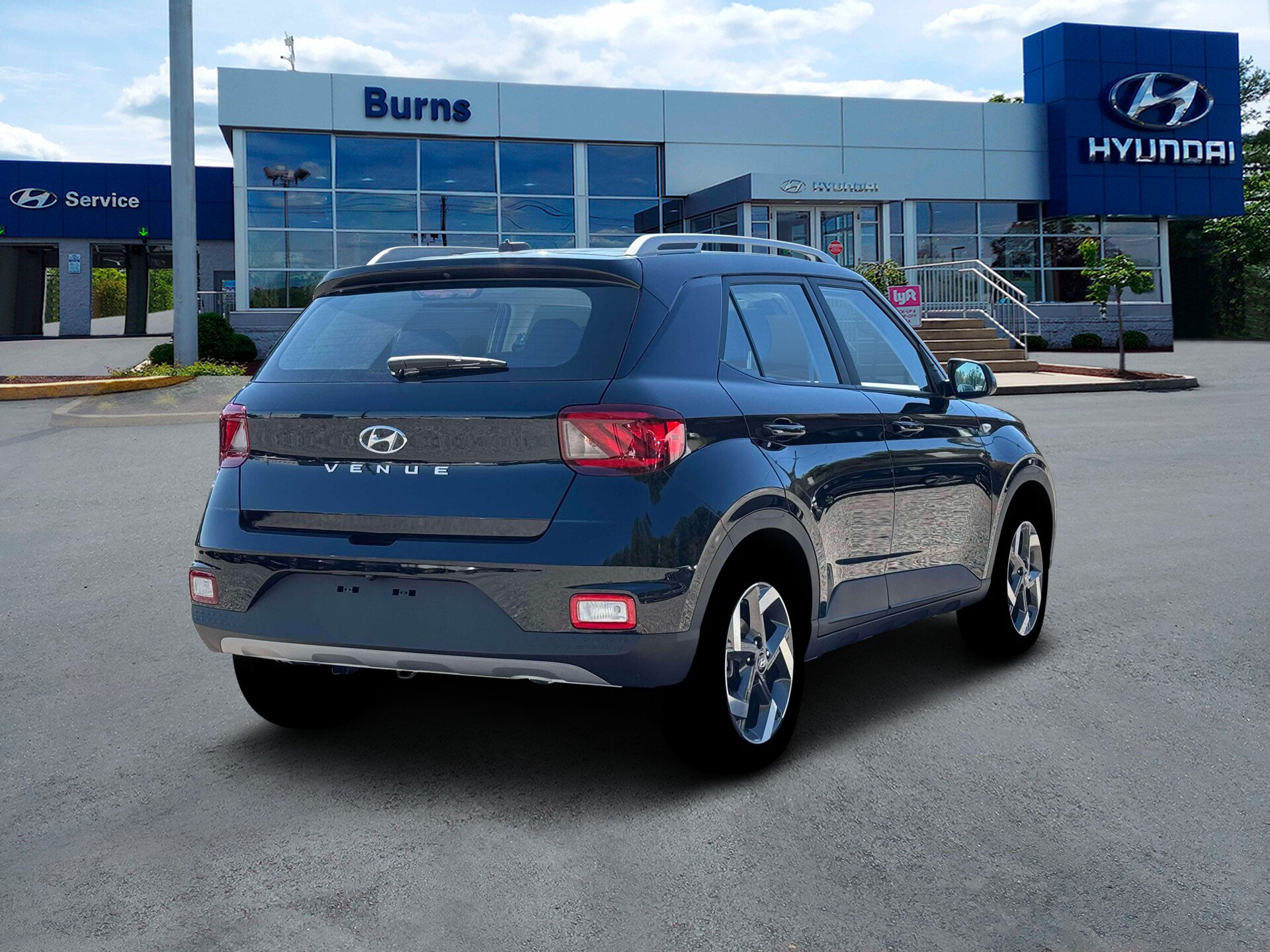 New 2026 Hyundai Venue SEL FWD image 7