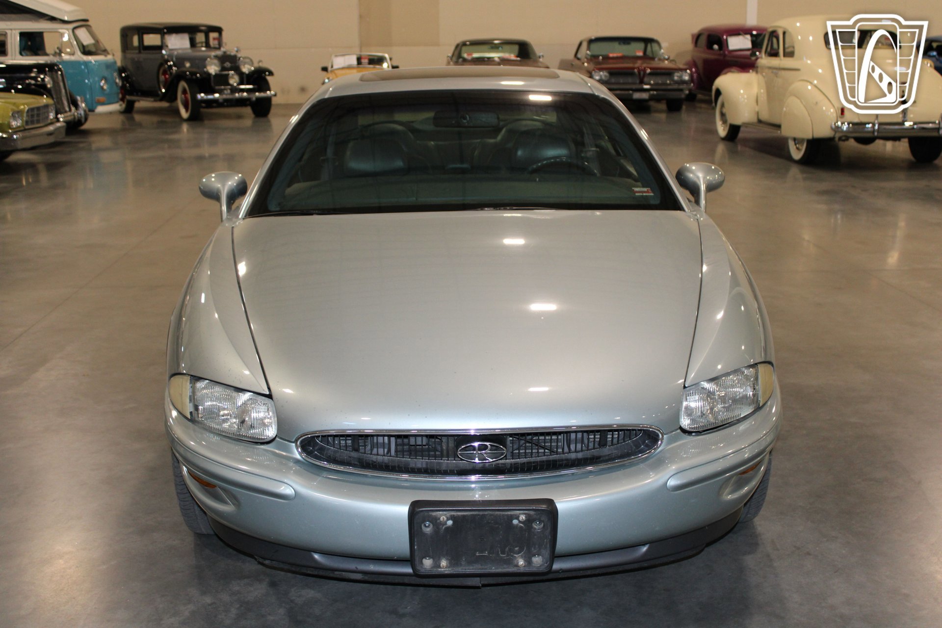 Used 1995 Buick Riviera Supercharged Coupe image 14