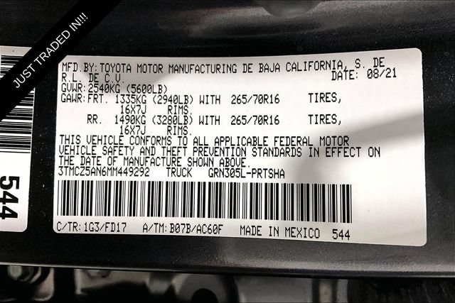Used 2021 Toyota Tacoma TRD Off-Road w/ Technology Package AWD/4WD image 23