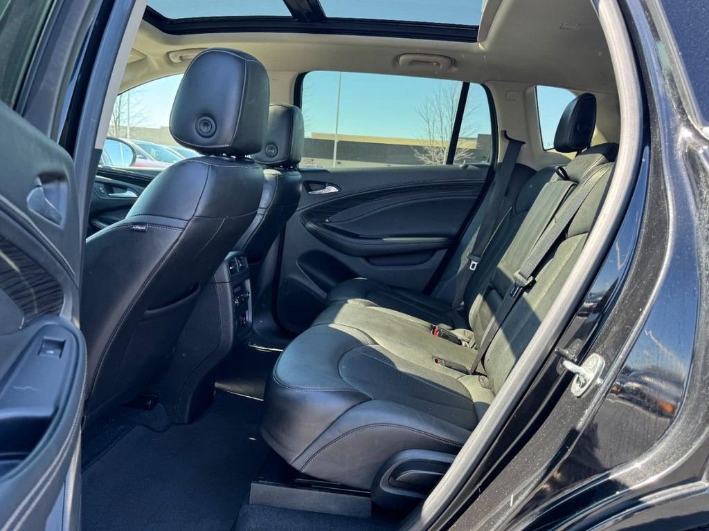 Used 2017 Buick Envision Essence image 10