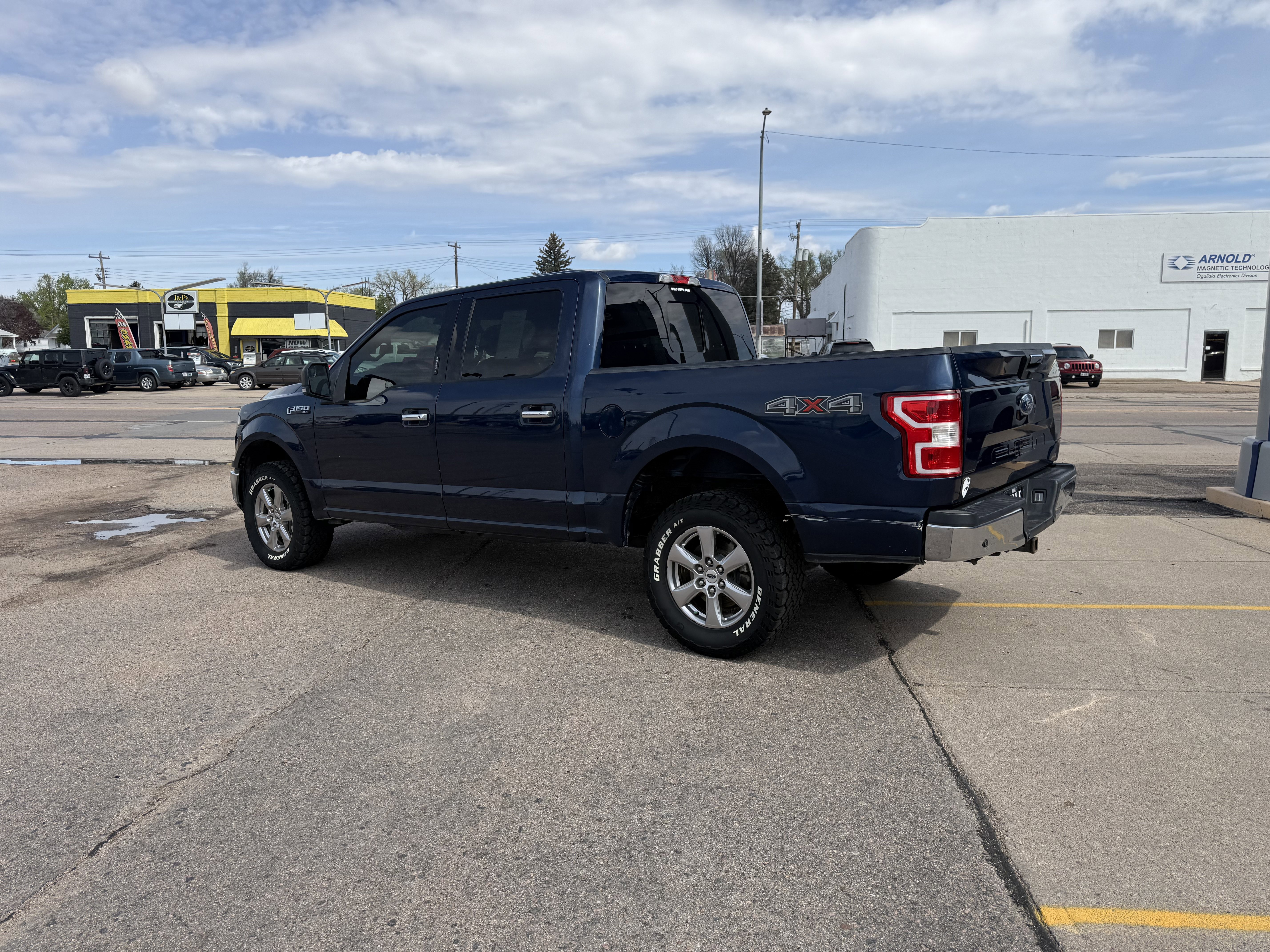 Used 2020 Ford F150 XLT w/ Equipment Group 302A Luxury AWD/4WD image 10