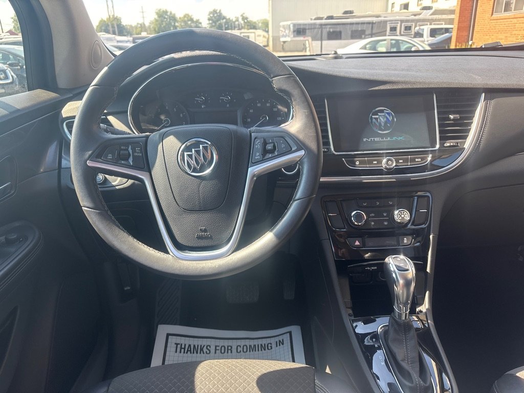 Used 2021 Buick Encore Preferred image 21