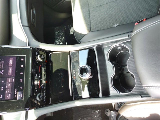 New 2025 Jeep Grand Cherokee L Altitude image 24