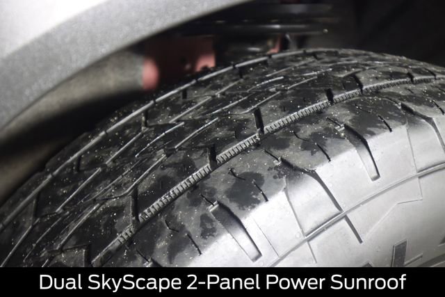 Used 2021 GMC Acadia AT4 w/ Technology Package image 26