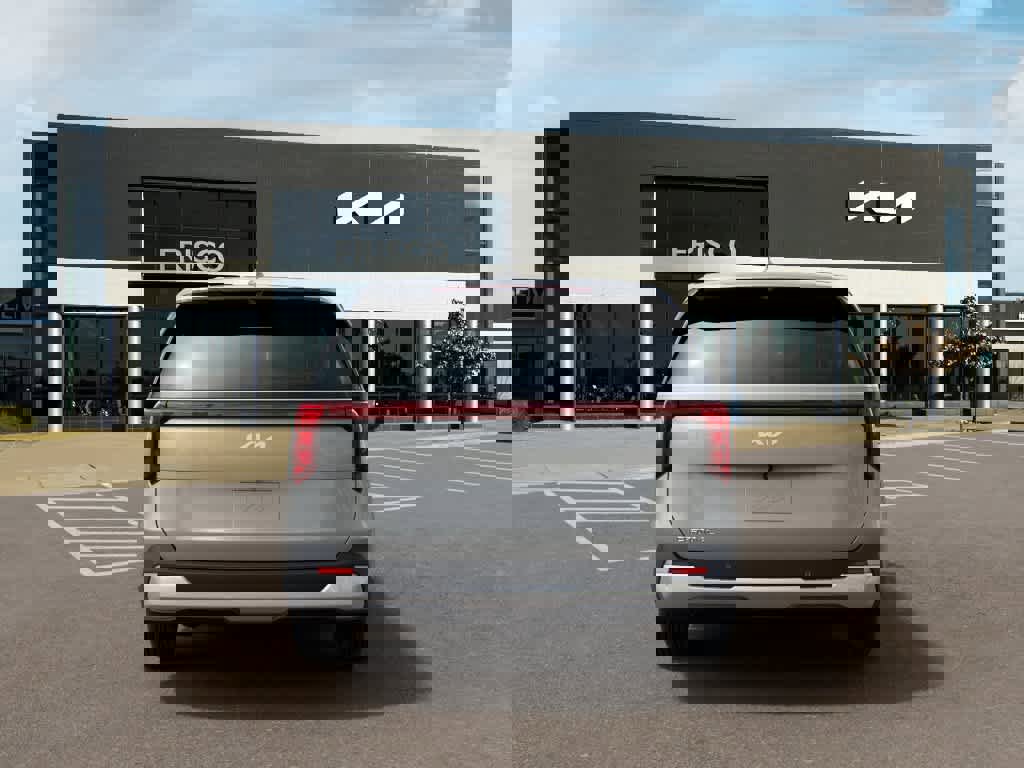 New 2026 Kia Carnival EX image 5