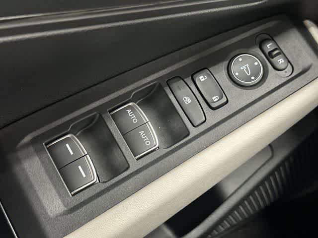 Certified 2025 Honda Accord LX image 19