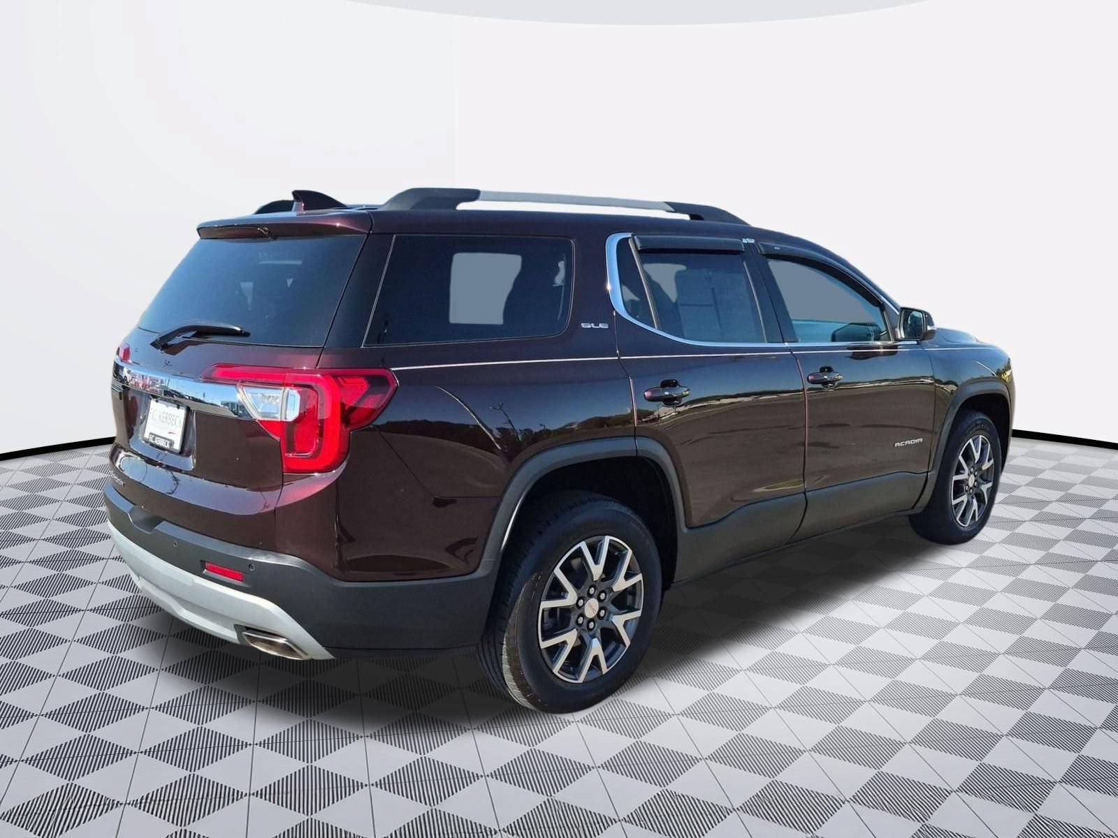 Used 2020 GMC Acadia SLE w/ Driver Convenience Package FWD image 8