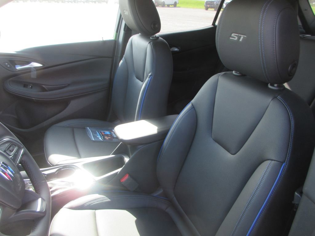 New 2026 Buick Encore GX Sport Touring FWD image 12