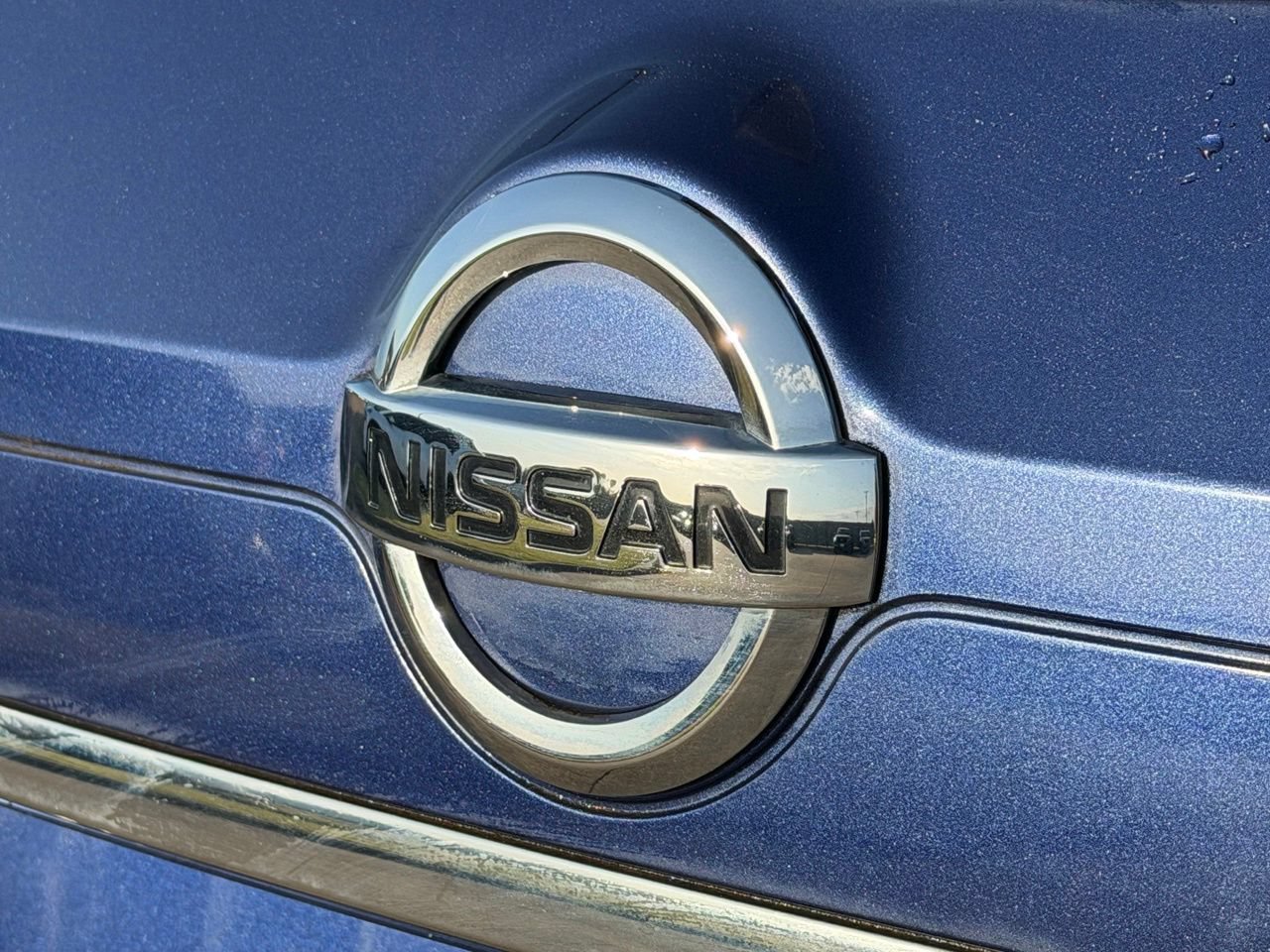 Used 2019 Nissan Rogue SV w/ Sun & Sound Touring Package FWD image 8