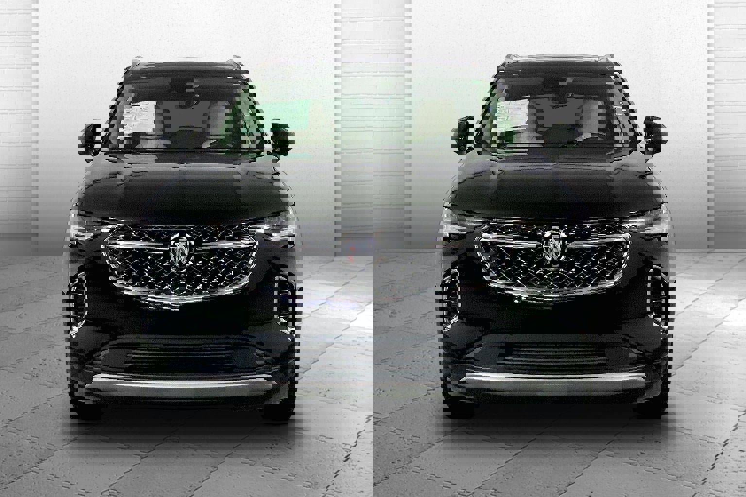 Used 2023 Buick Envision Avenir image 2