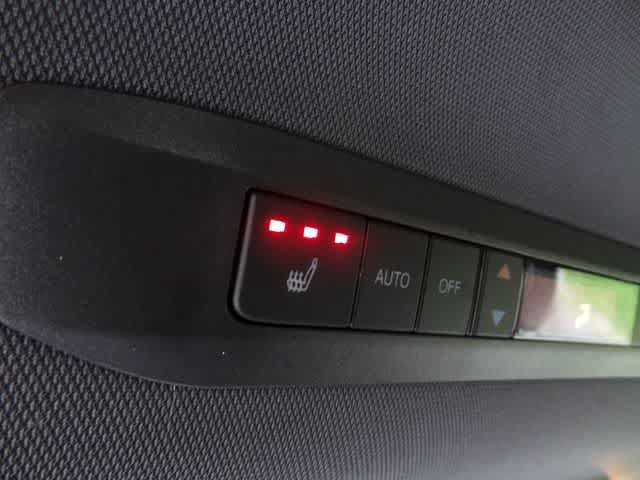 Certified 2023 Toyota Sienna Platinum AWD/4WD image 13