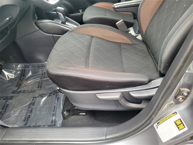 Used 2020 Nissan Kicks SR image 15