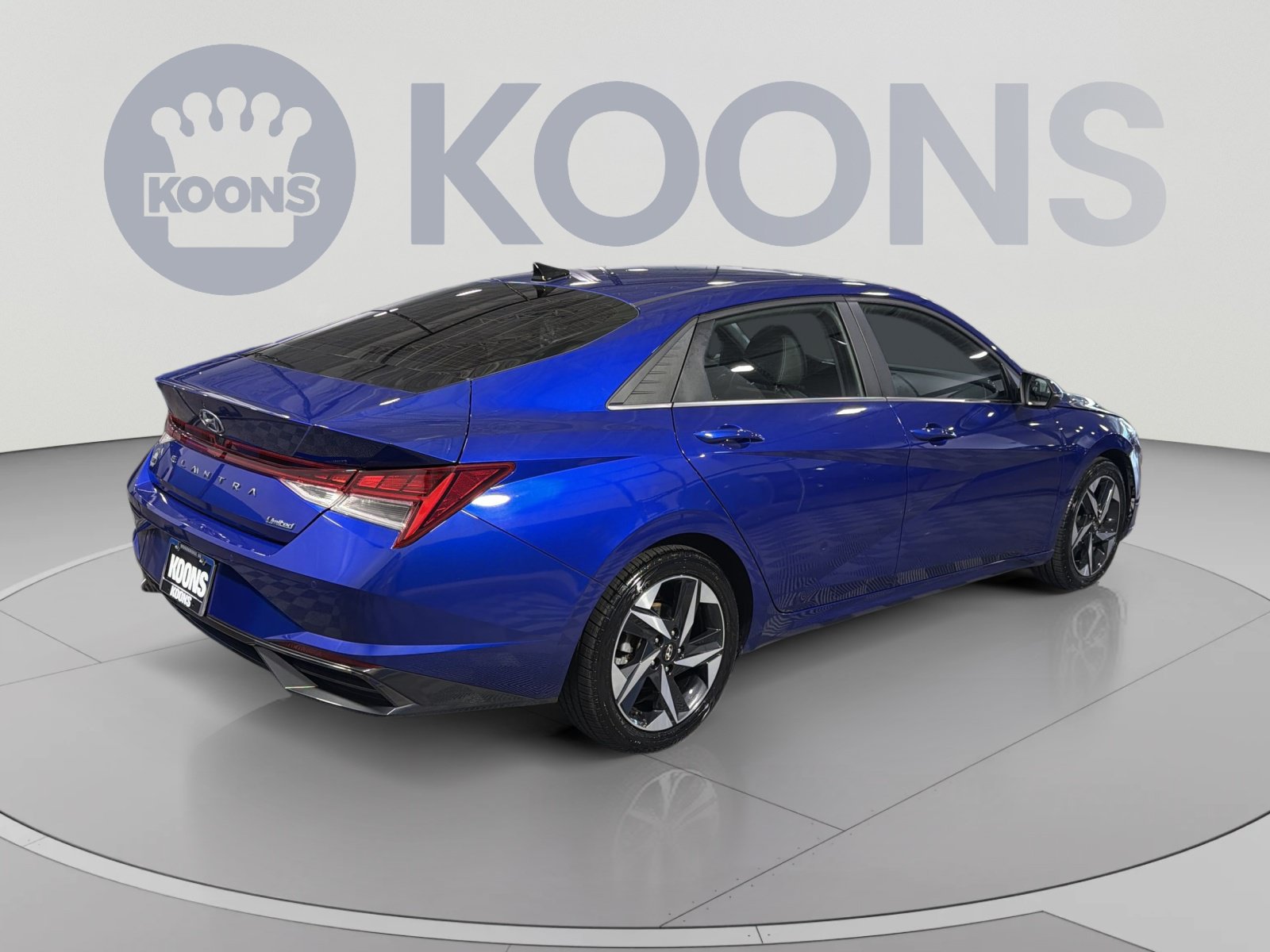 Used 2023 Hyundai Elantra Limited FWD image 7