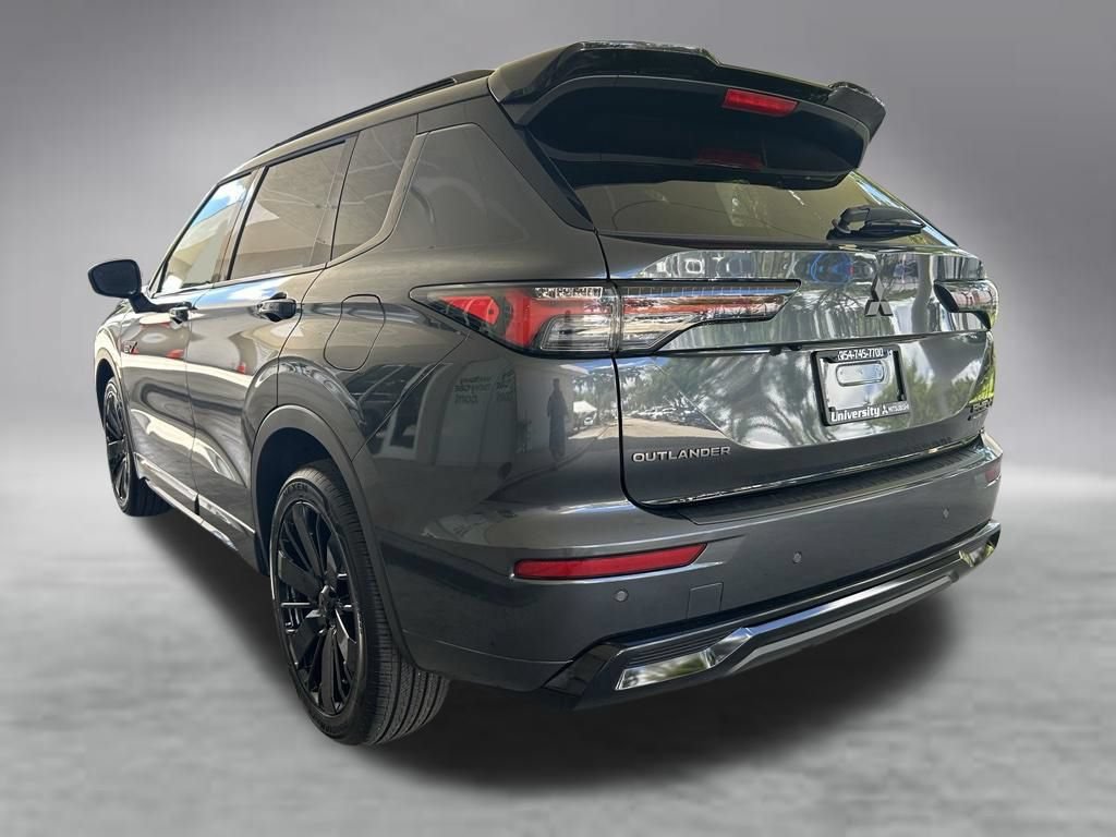 New 2026 Mitsubishi Outlander 4WD Plug-In Hybrid image 4