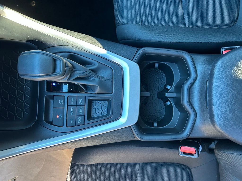 New 2025 Toyota RAV4 LE image 19