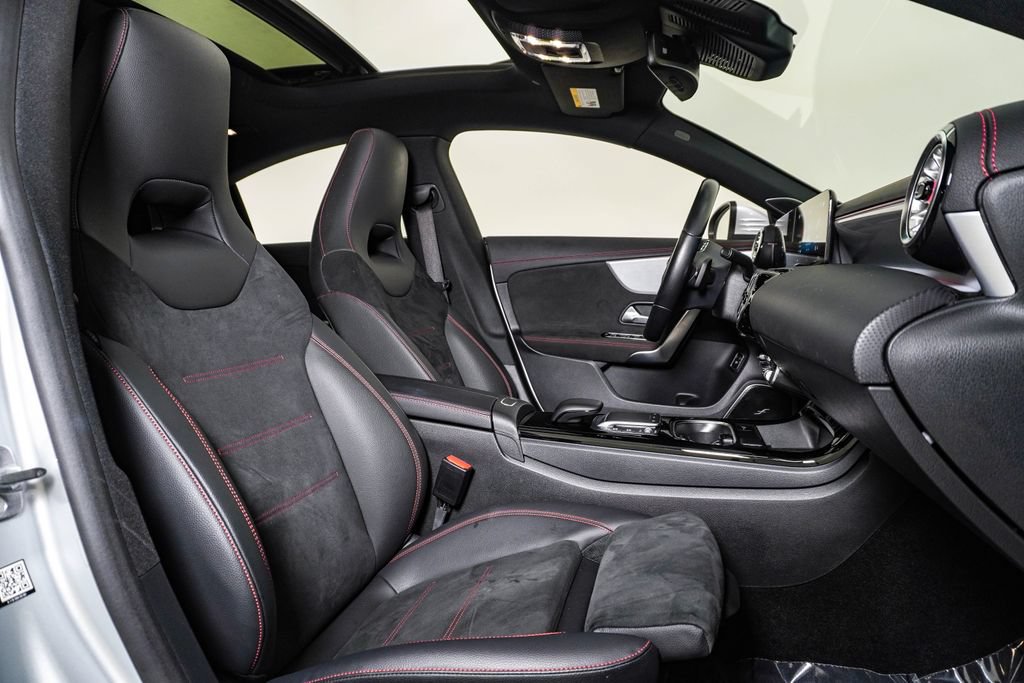 Used 2023 Mercedes-Benz CLA 250 4MATIC image 15
