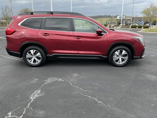 Used 2025 Subaru Ascent Premium image 2