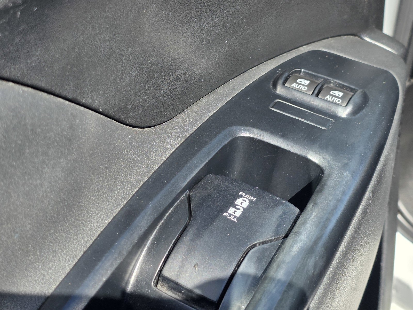 Used 2016 RAM ProMaster City Tradesman SLT w/ Rear Back-up Camera Group image 23