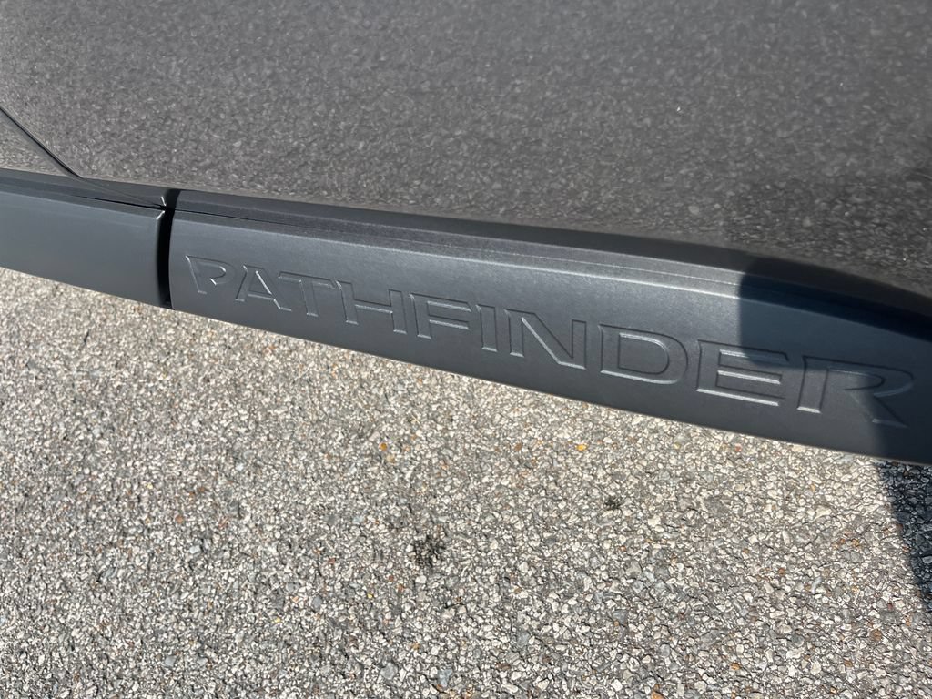 New 2026 Nissan Pathfinder SL FWD image 33