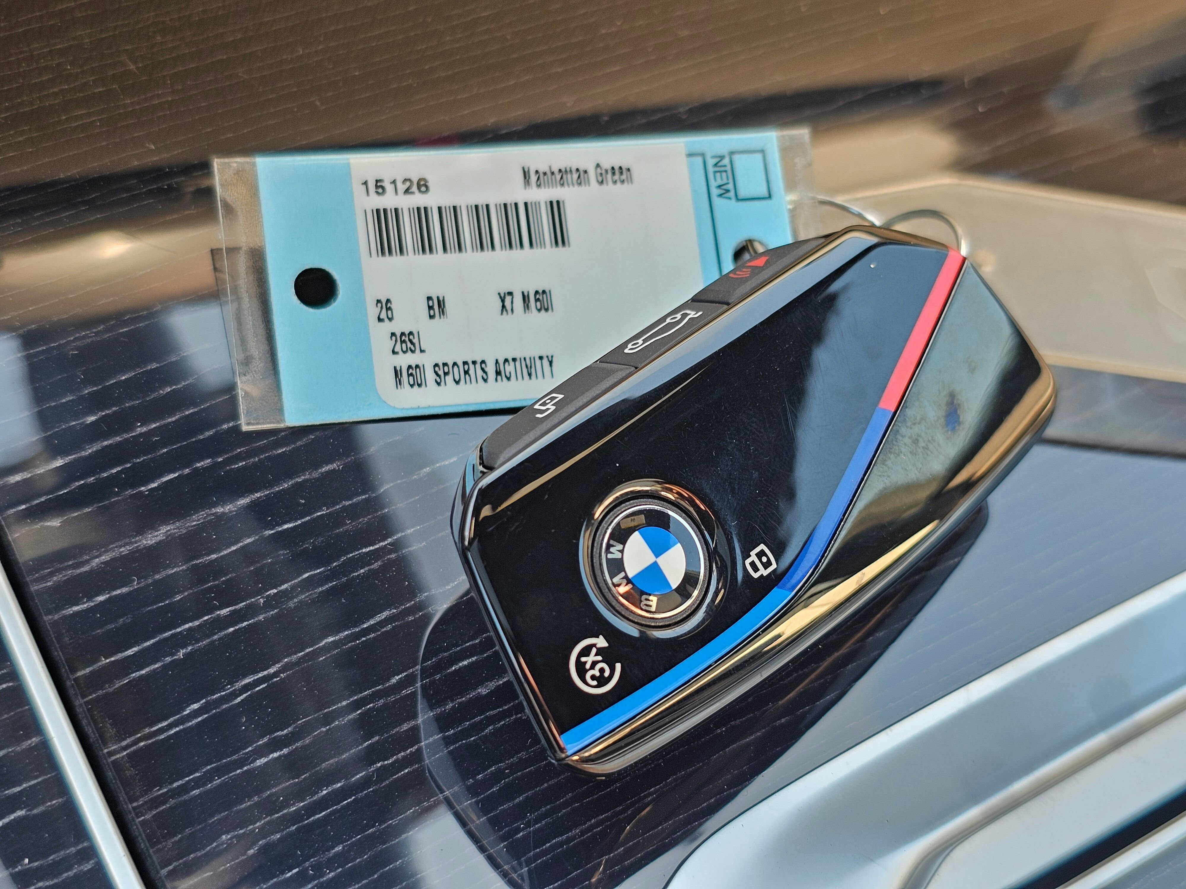 New 2026 BMW X7 M60i image 31