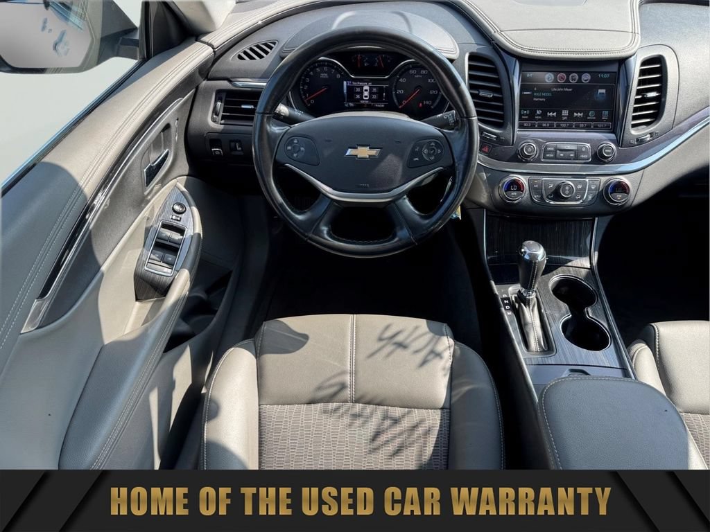 Used 2017 Chevrolet Impala LT FWD image 14