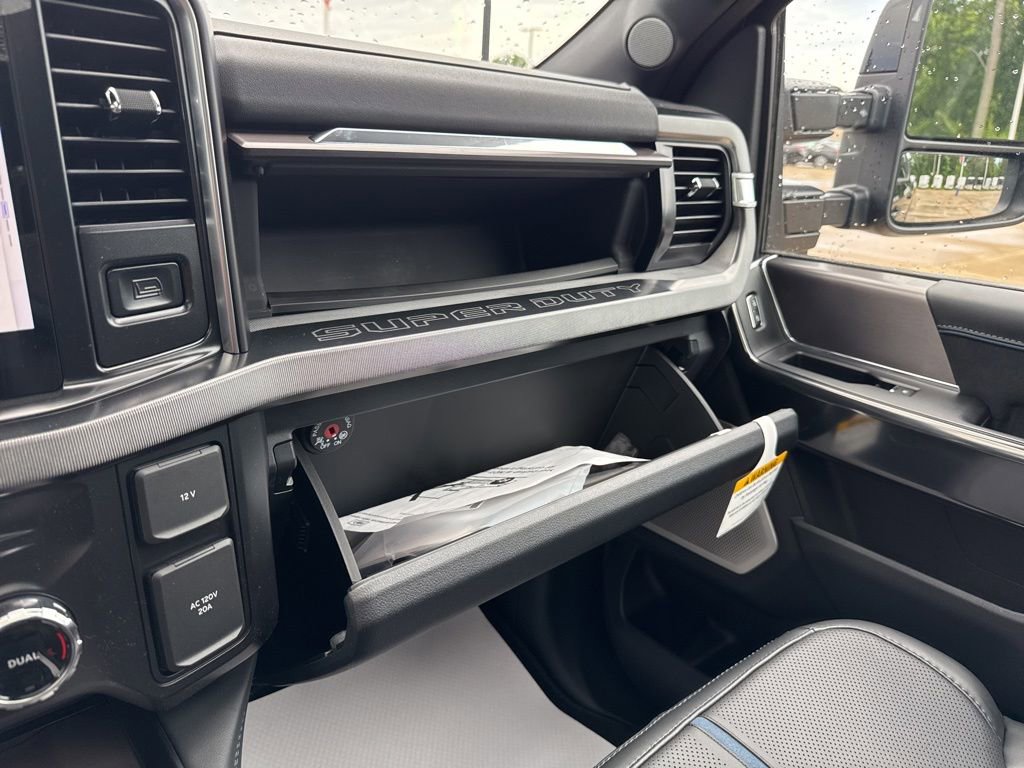 New 2026 Ford F350 Platinum AWD/4WD image 27