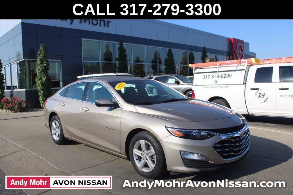 Used 2025 Chevrolet Malibu LT