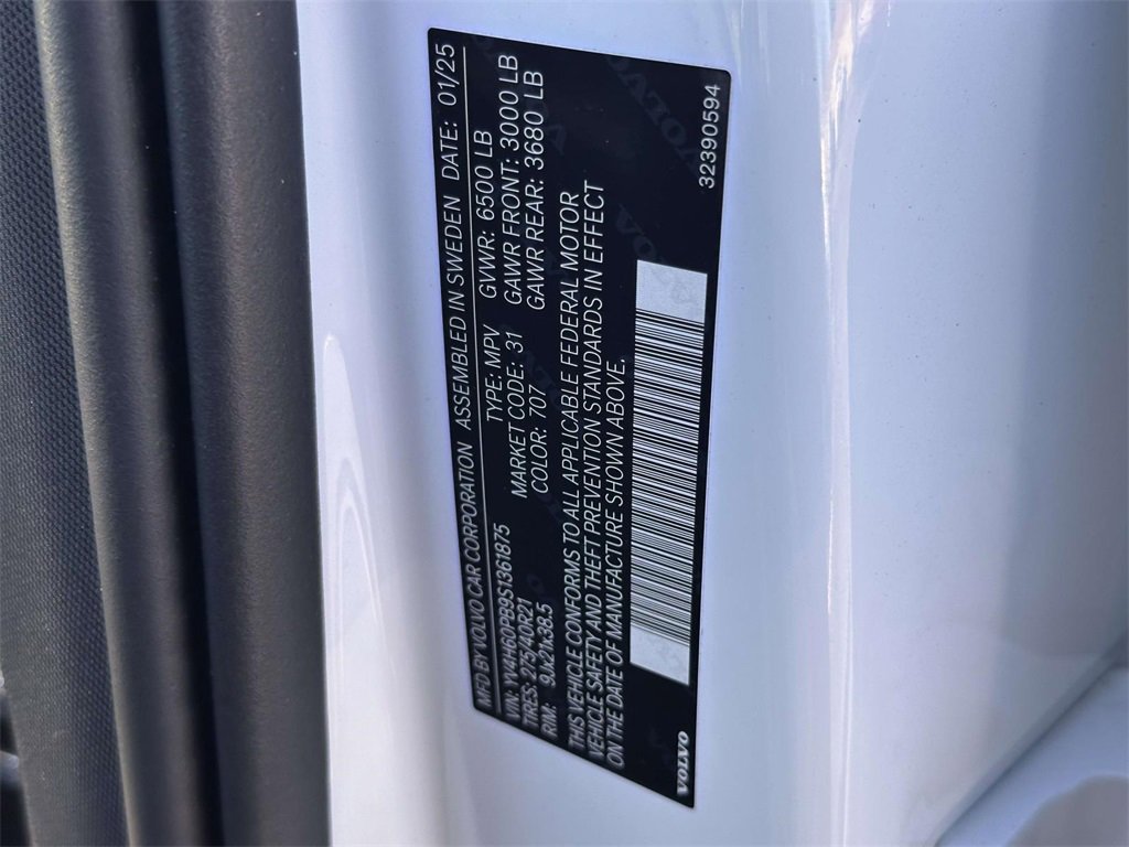 New 2025 Volvo XC90 T8 Plus w/ Protection Package Premier image 25