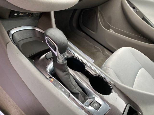 Used 2023 Chevrolet Malibu LT image 24