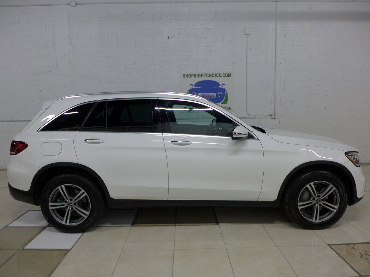 Used 2020 Mercedes-Benz GLC 300 image 8