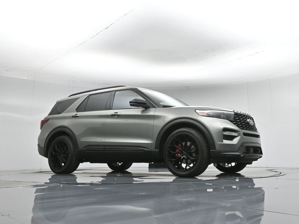 Used 2020 Ford Explorer ST w/ ST Street Pack image 3