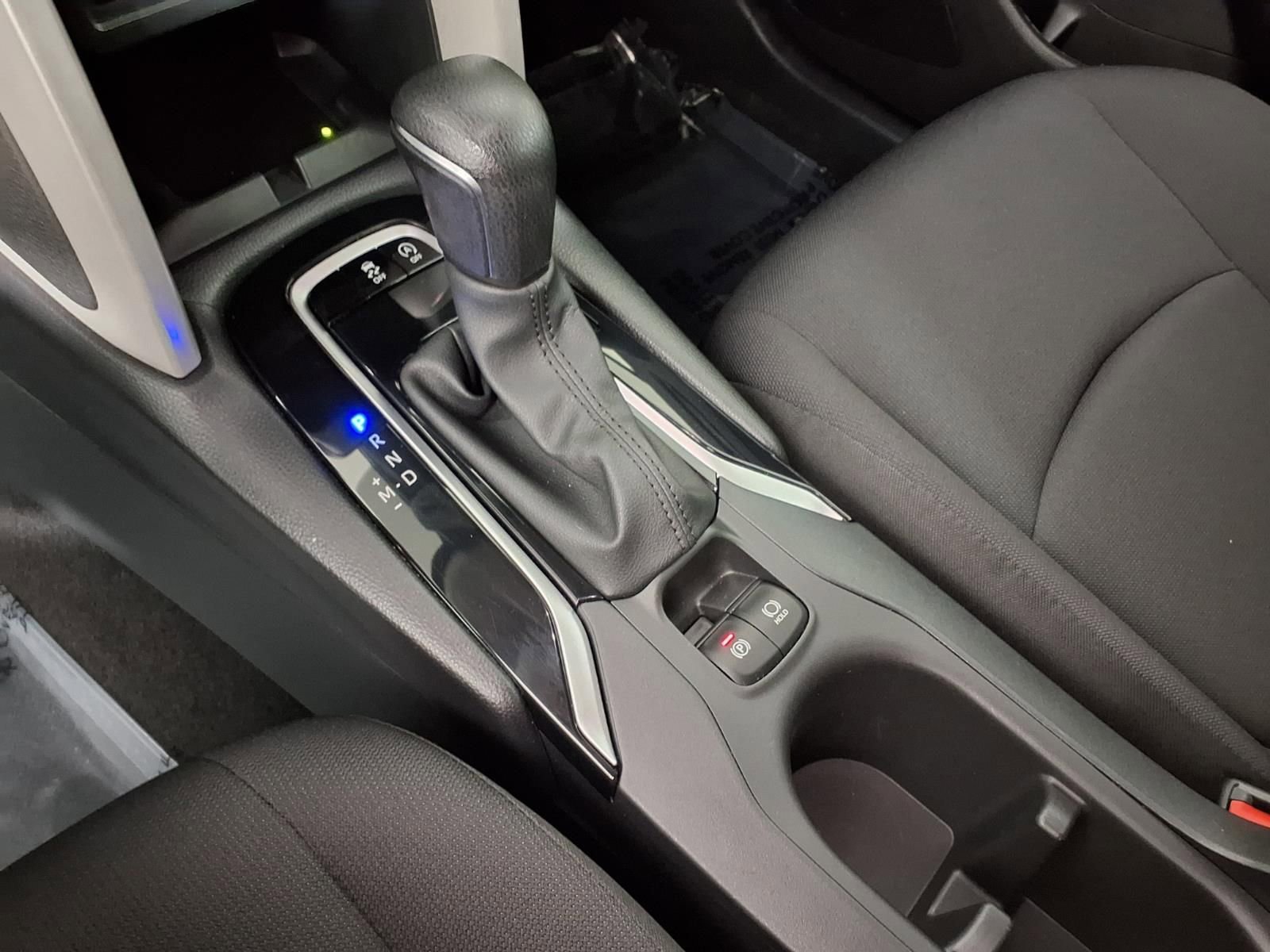 Used 2024 Toyota Corolla Cross LE image 18