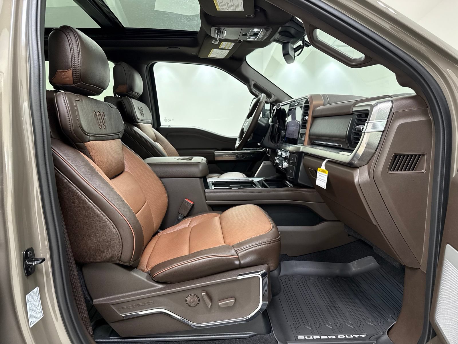 New 2026 Ford F250 King Ranch w/ Chrome Package AWD/4WD image 34