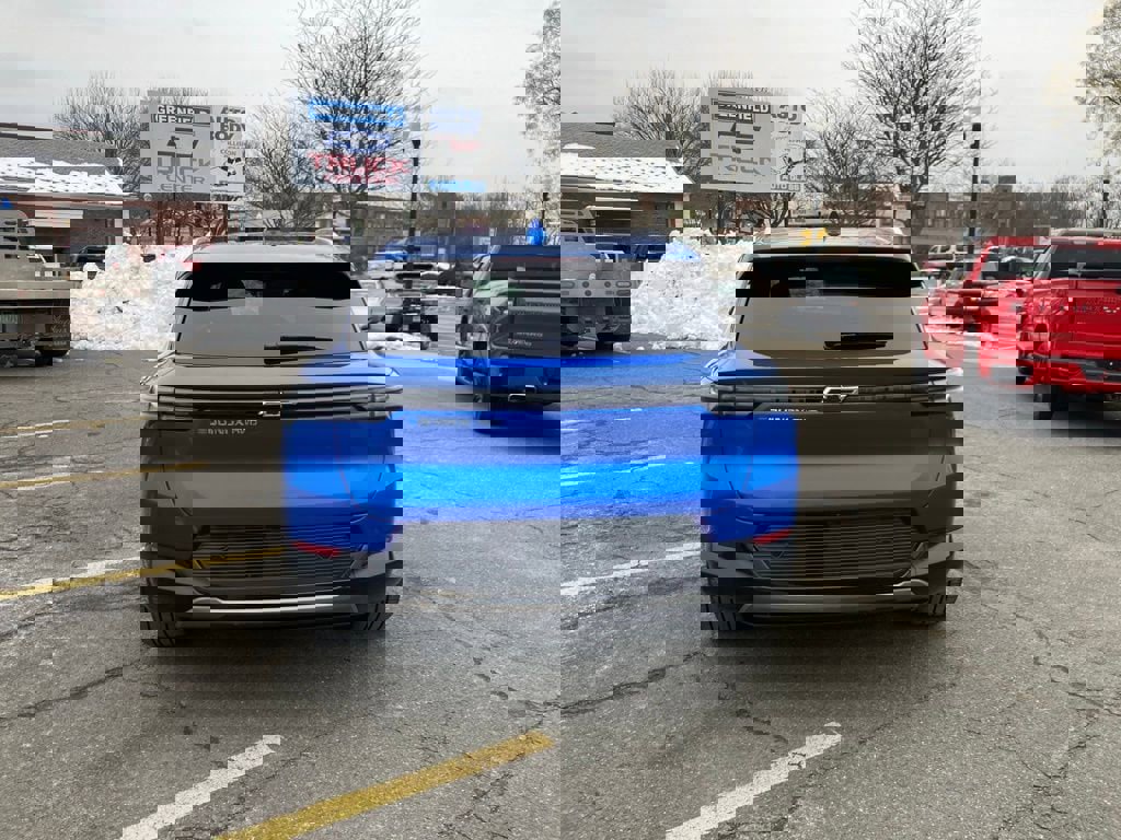 New 2026 Chevrolet Equinox EV LT w/ Convenience Package II image 6