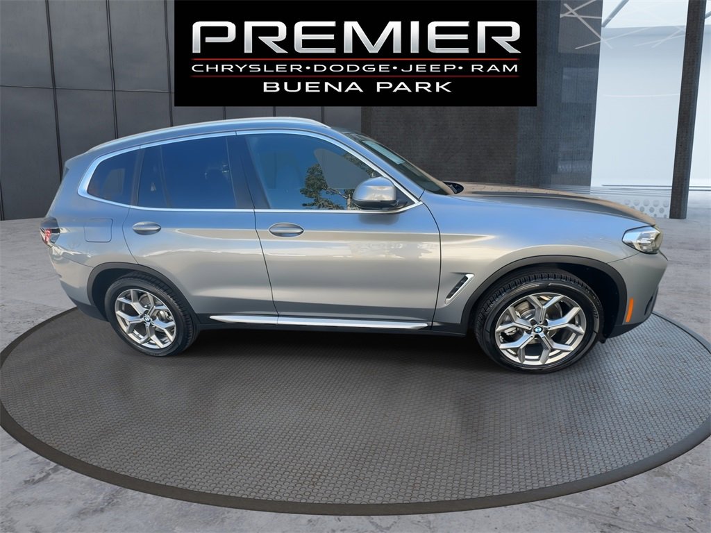 Used 2024 BMW X3 xDrive30i w/ Premium Essential Package image 9