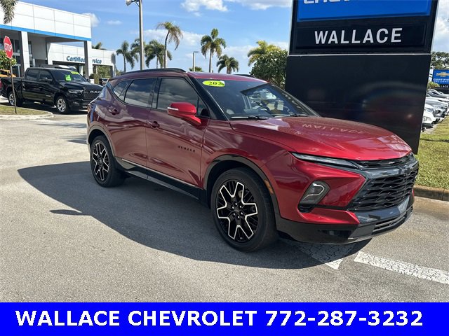 Certified 2023 Chevrolet Blazer RS w/ Driver Confidence II Package image 4