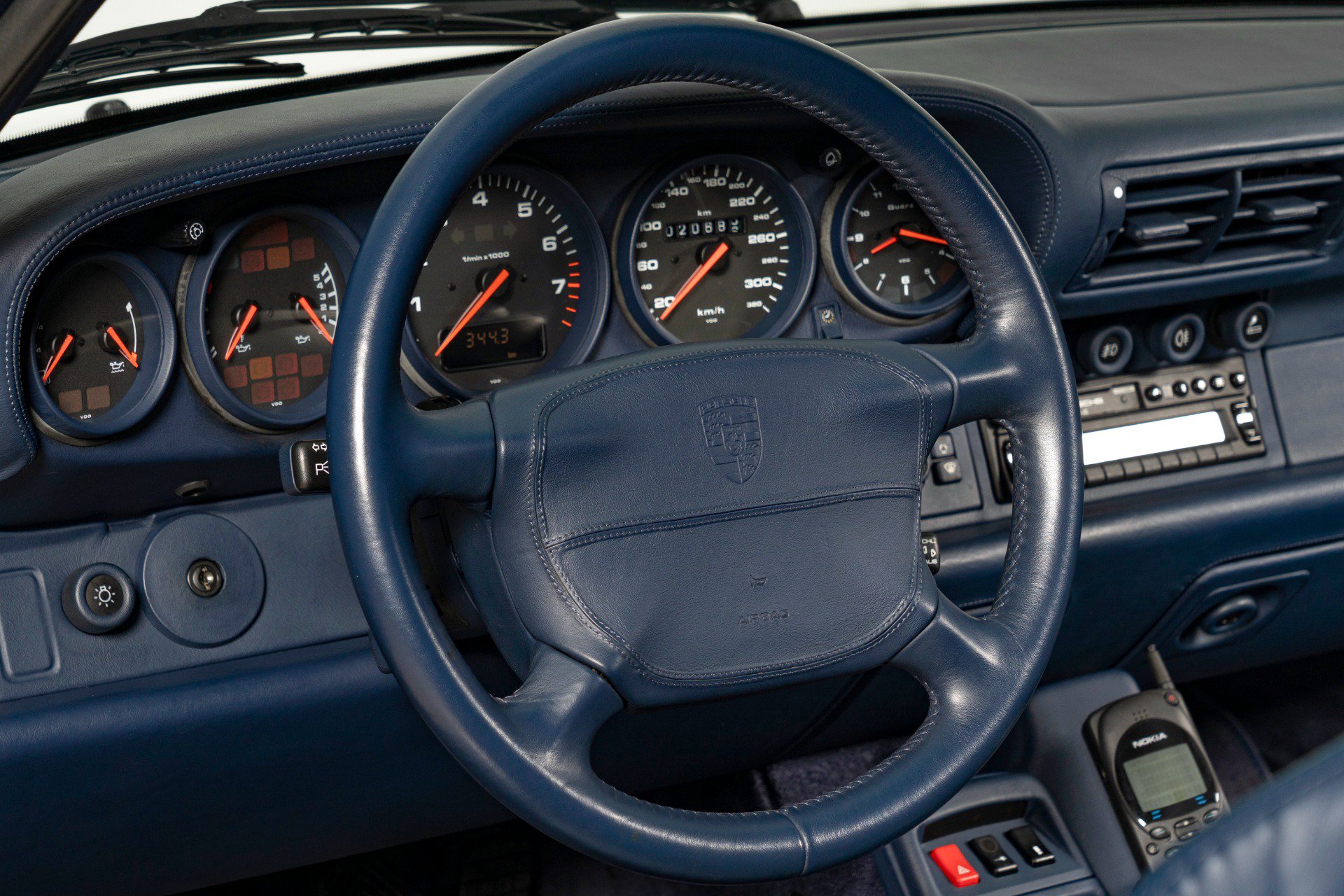 Used 1998 Porsche 911 image 15