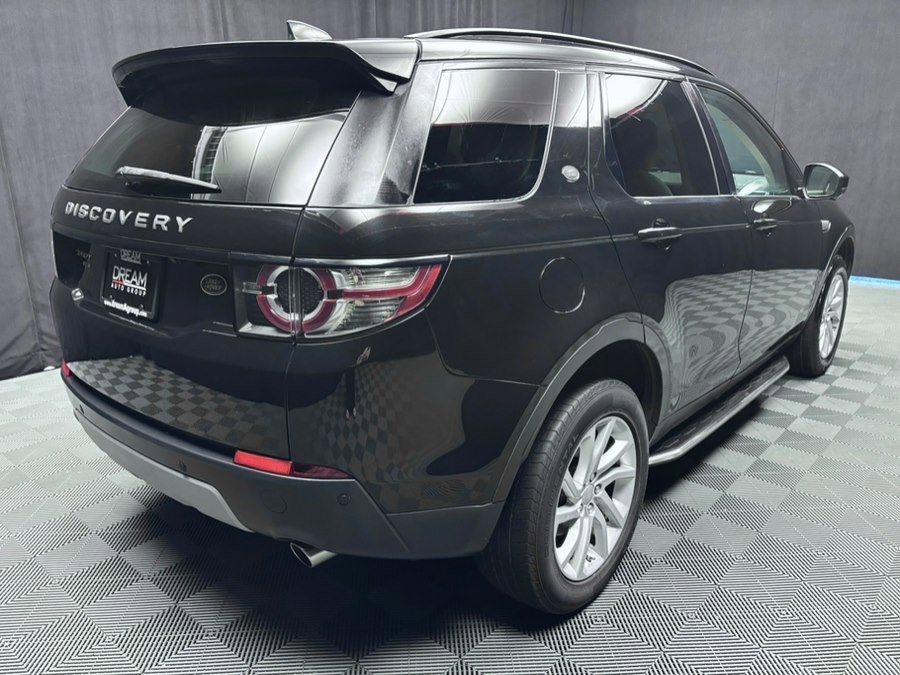 Used 2017 Land Rover Discovery Sport HSE AWD/4WD image 4